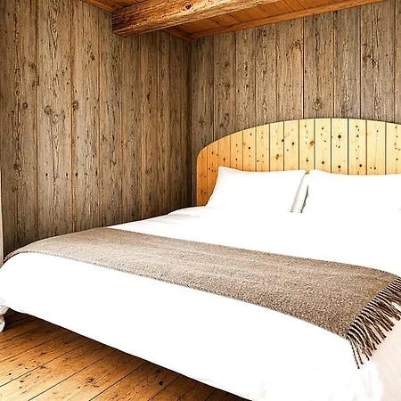 Les Closs Savoy Chalet *